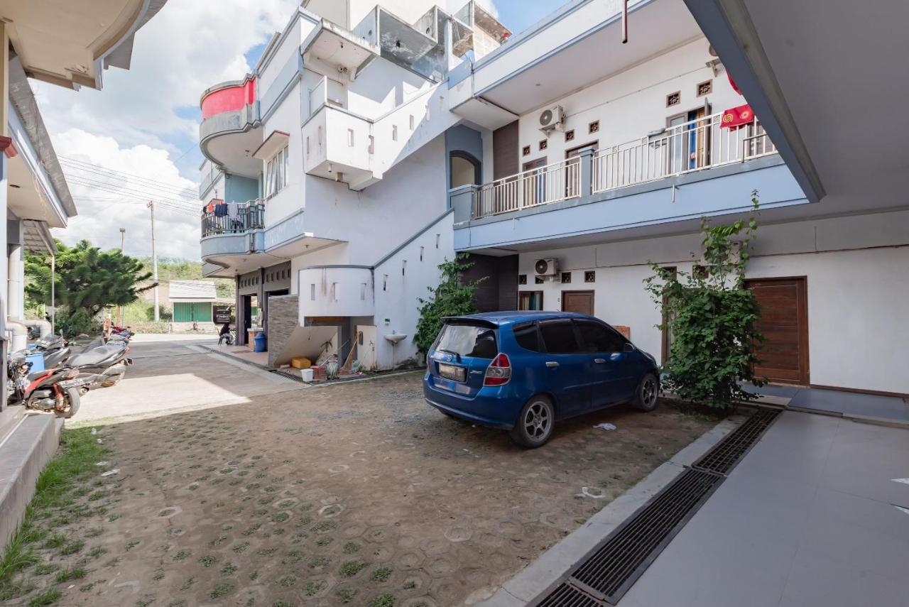 Reddoorz Near Gor Sempaja Samarinda Hotel Exterior photo